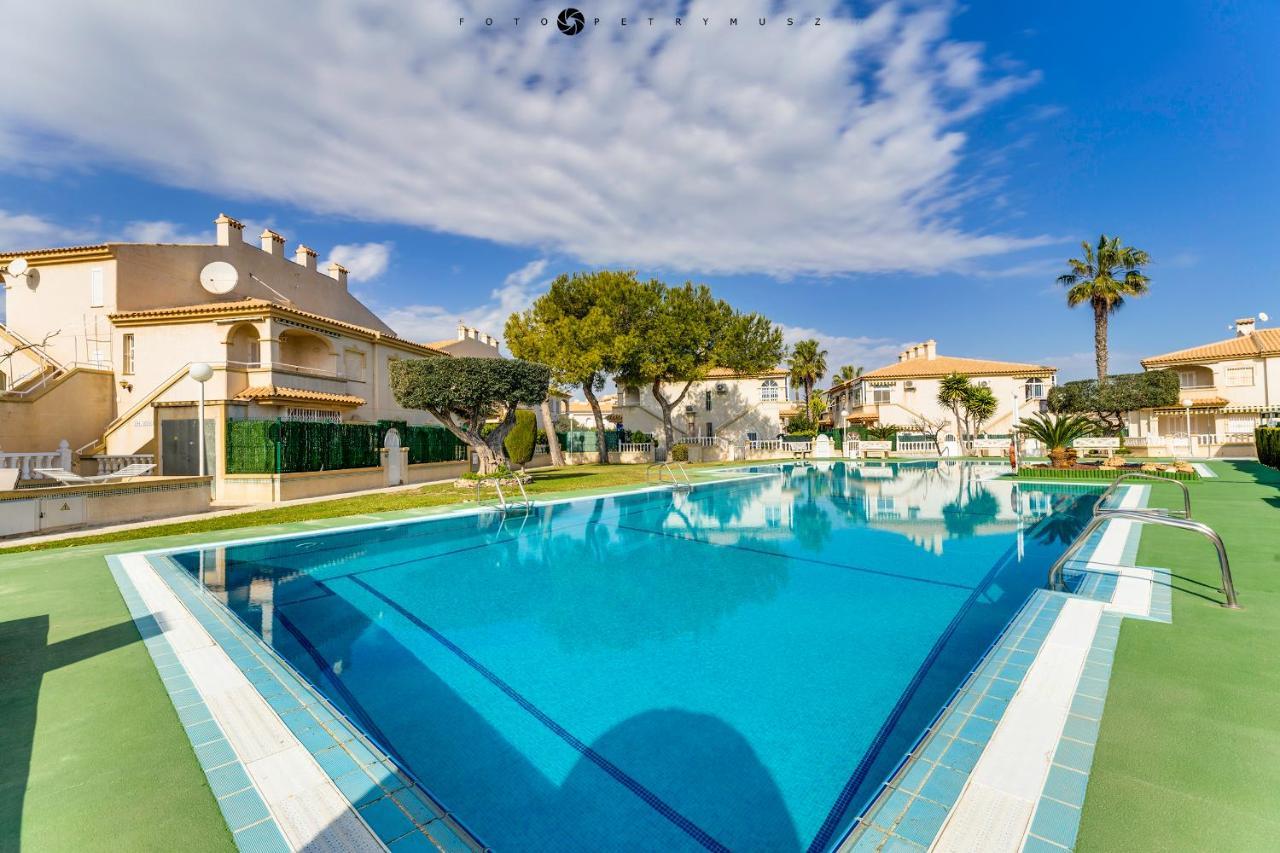 Casa Del Mar By La Mata Apartment Torrevieja Bagian luar foto